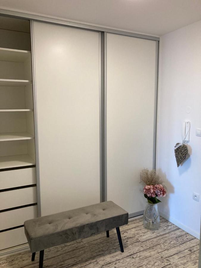 Apartment Husova ปอดเยบราดิ ภายนอก รูปภาพ