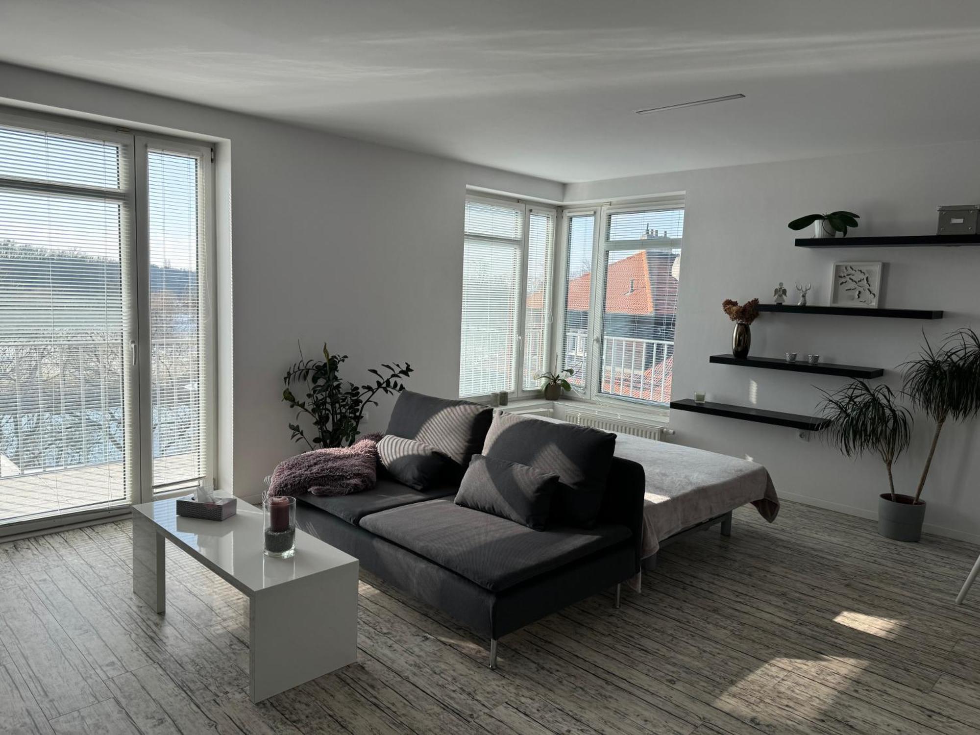 Apartment Husova ปอดเยบราดิ ภายนอก รูปภาพ