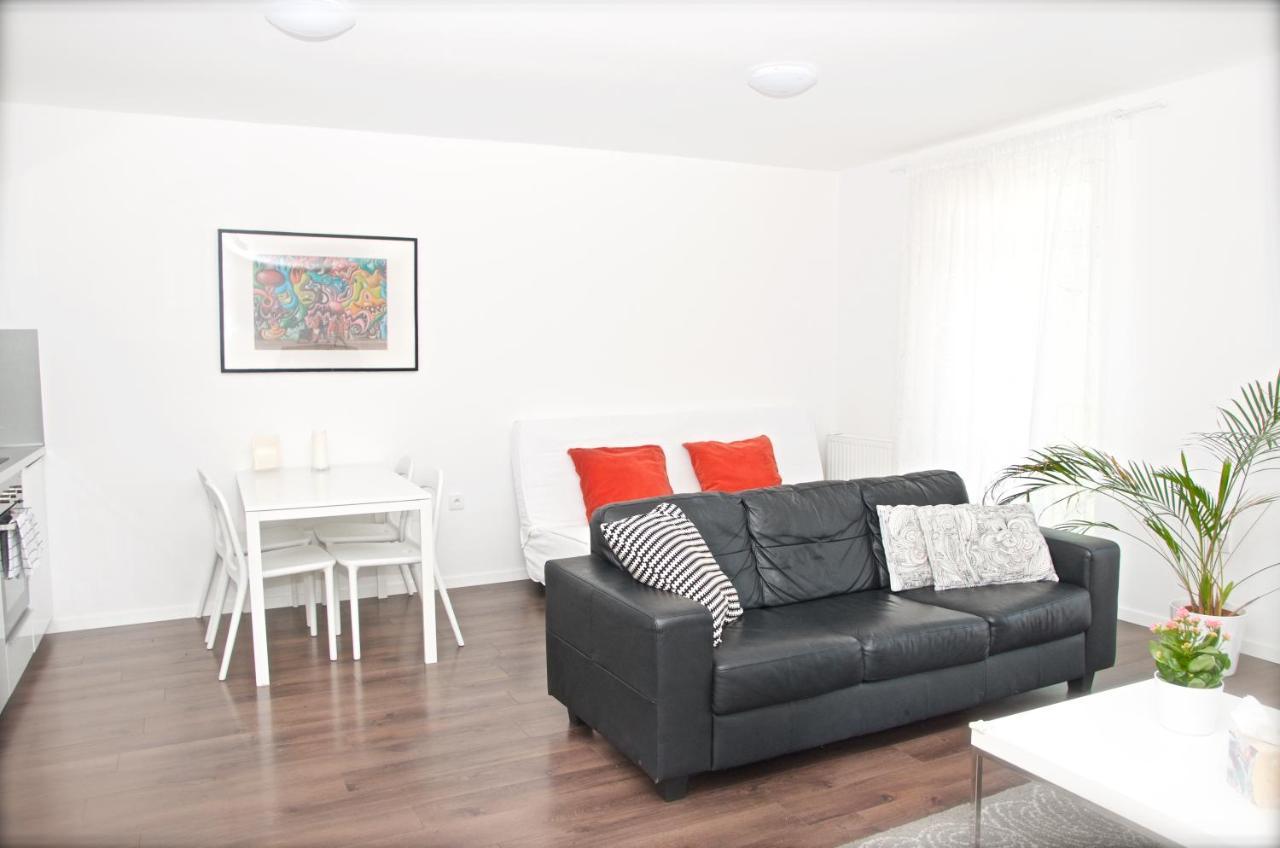 Apartment Husova ปอดเยบราดิ ภายนอก รูปภาพ